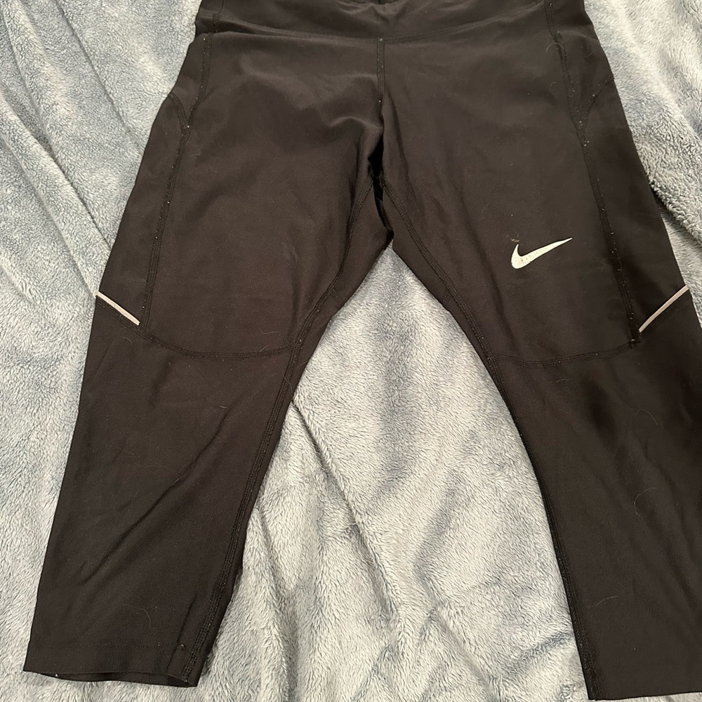 Nike womens Black capri Leggings with White Logo, college lacrosse